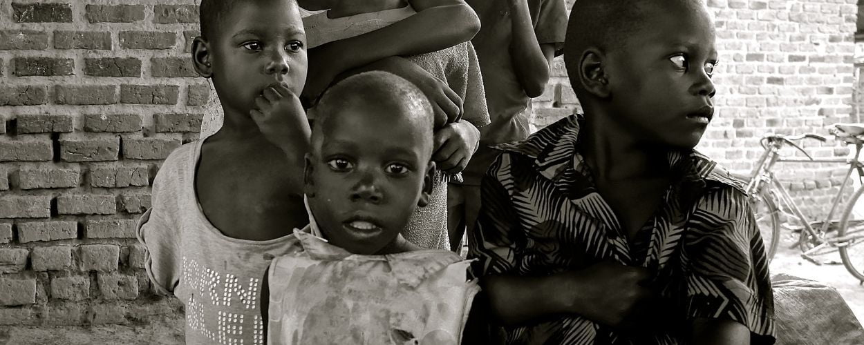 Niños en Uganda