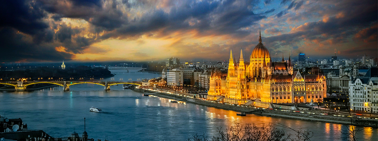 Atardecer en el Puente de las Cadenas, Budapest